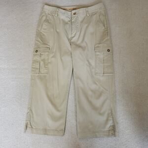 Three Forks Ranch Women's Size 10 Capri Cropped Cargo Pants Flat Front Beige